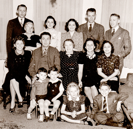 Brody Family 1941?